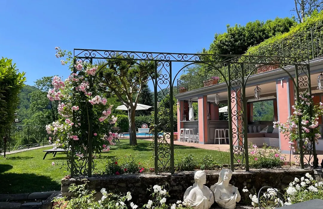 Burlamacchi Villas-1