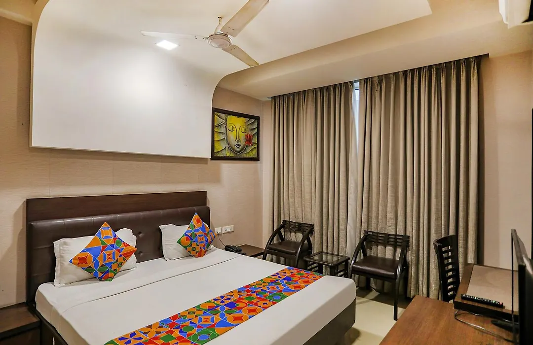 Fabhotel Grand Olive-1