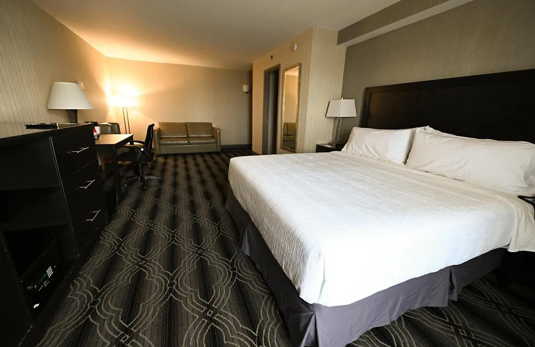 Grand Laurel Hotel-1