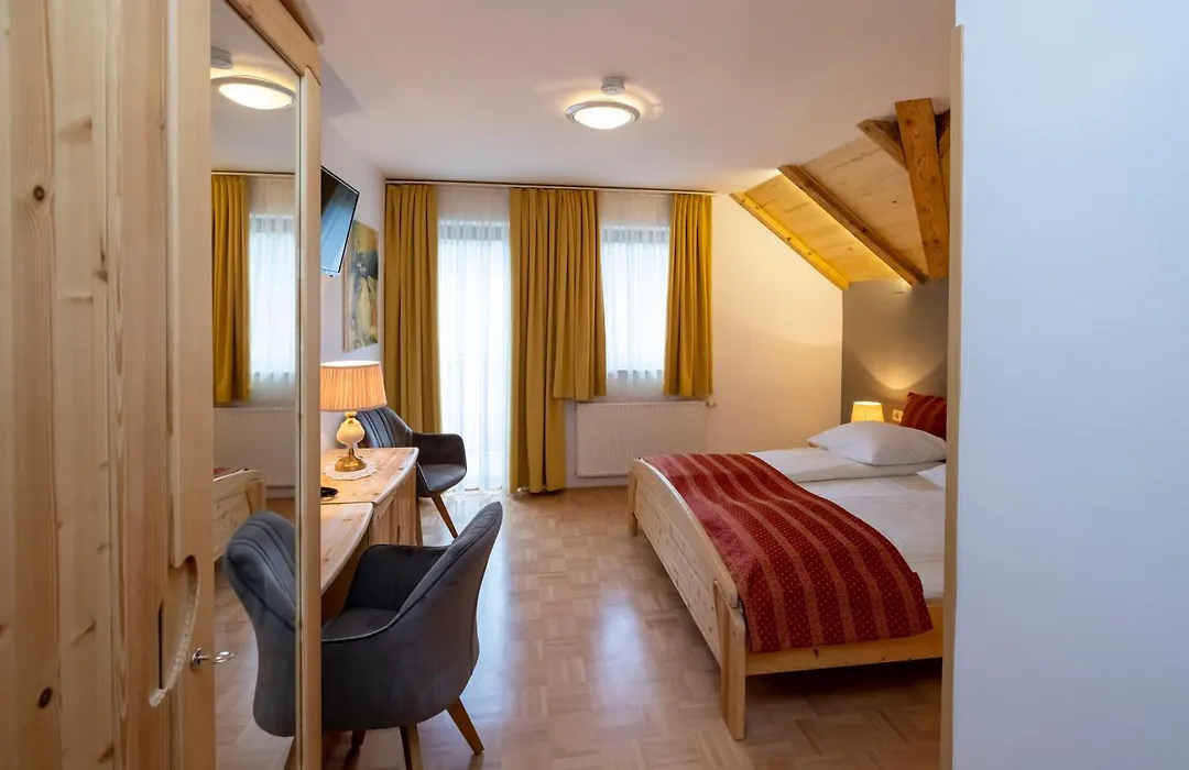 Art Hotel Kristal-1