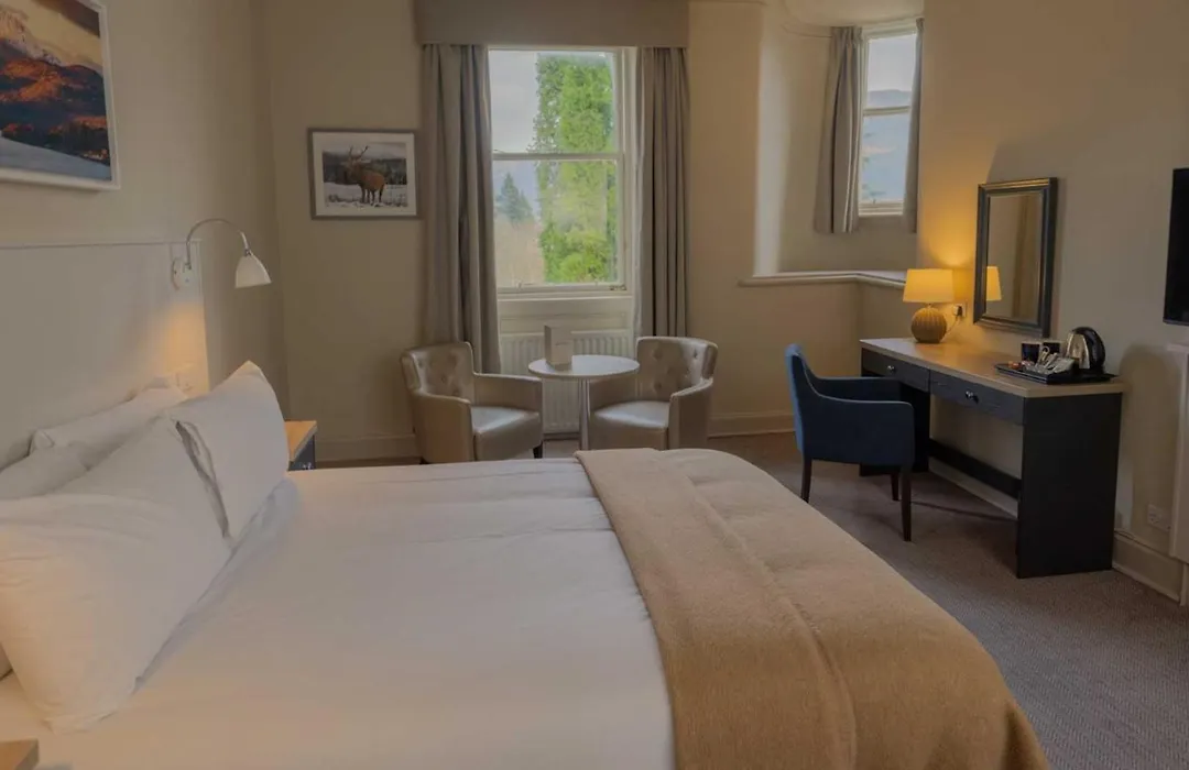The Tarbet Hotel-1