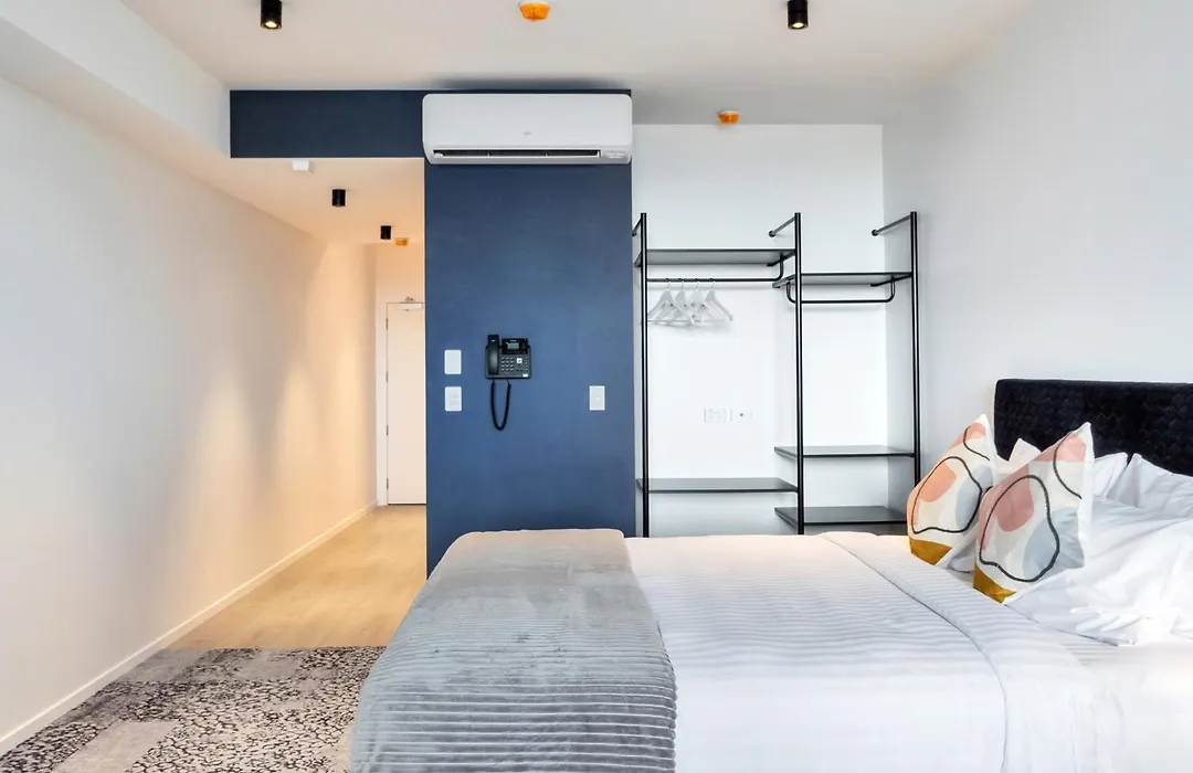 Roomie Apartment Hotel-1
