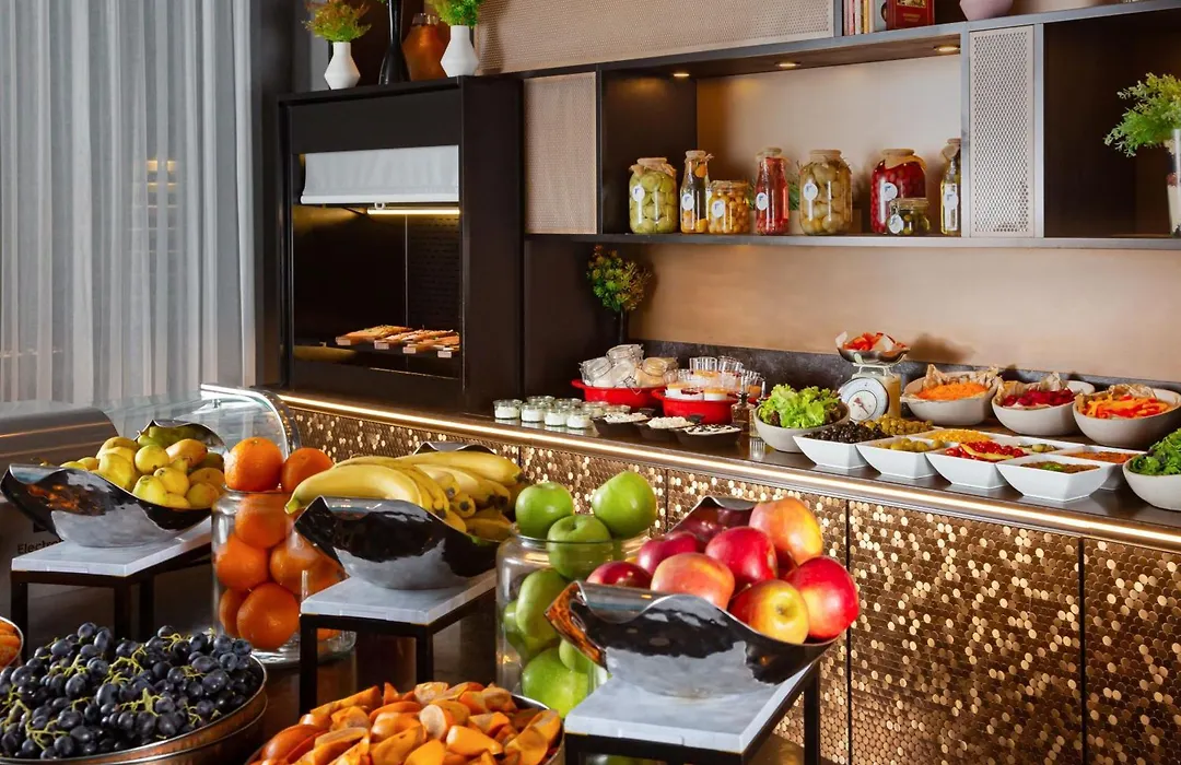 Courtyard By Marriott Baku-1