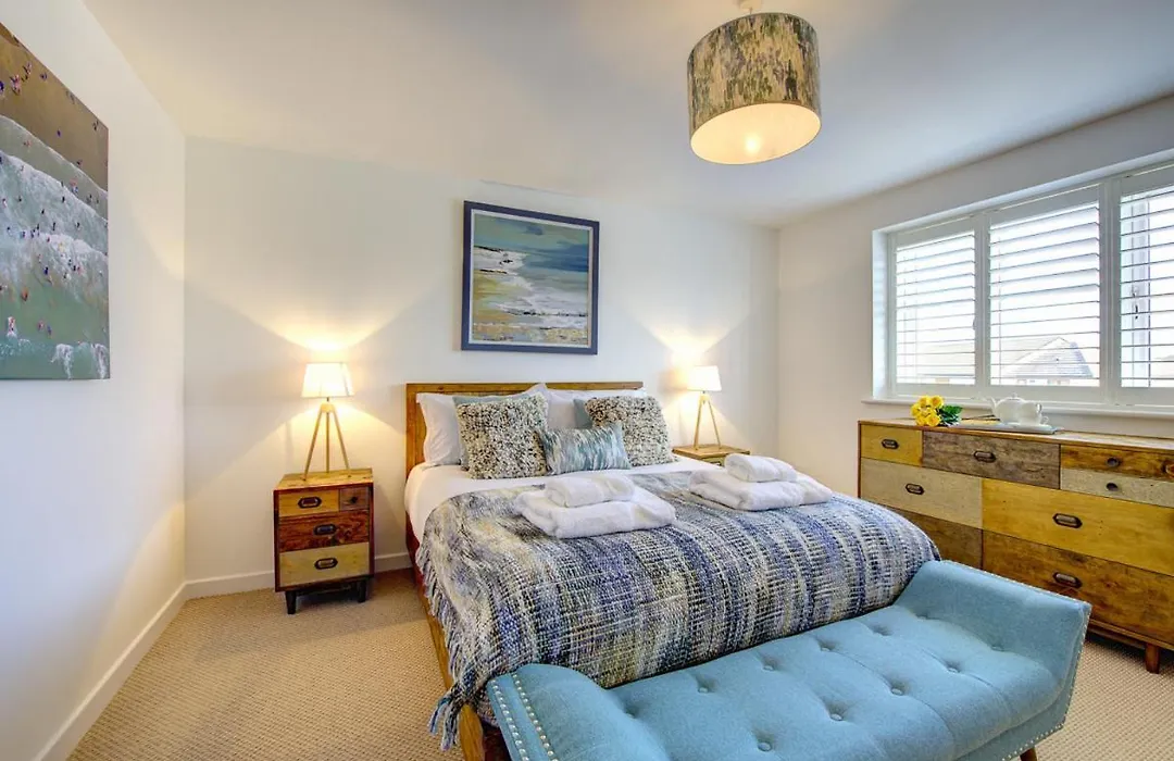 Porth House-1