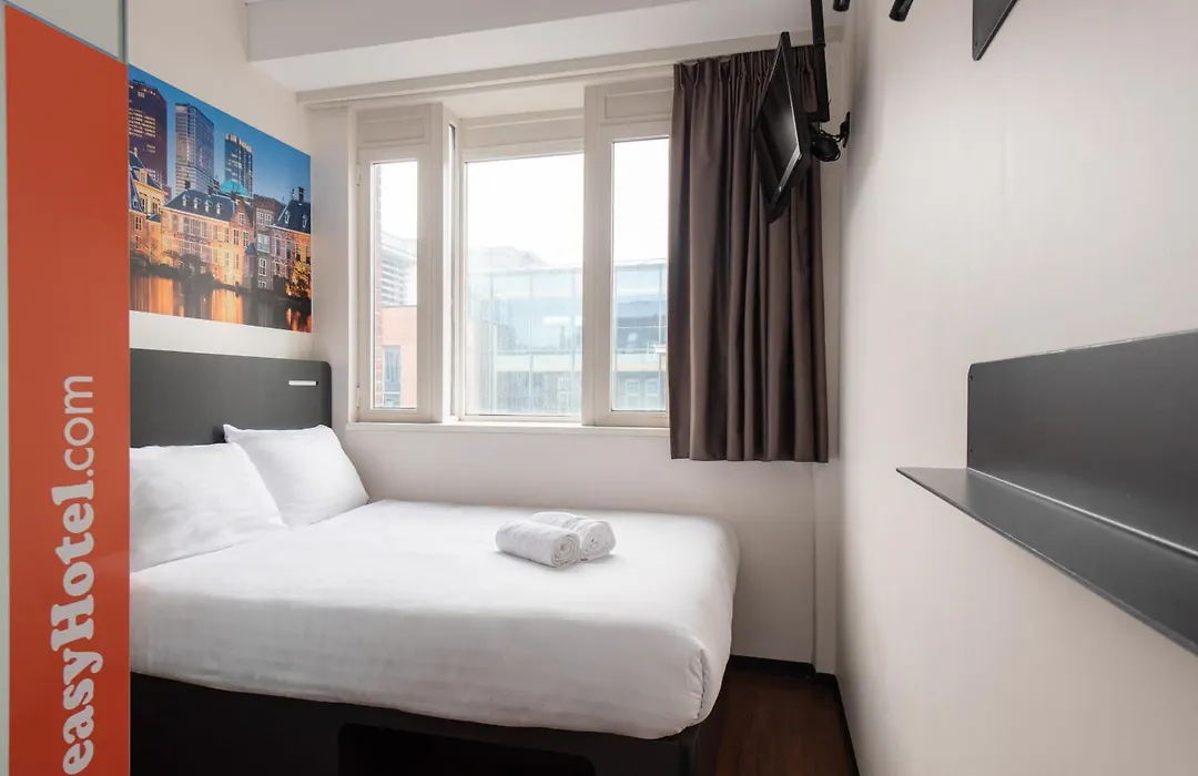 Easyhotel The Hague City Centre-1