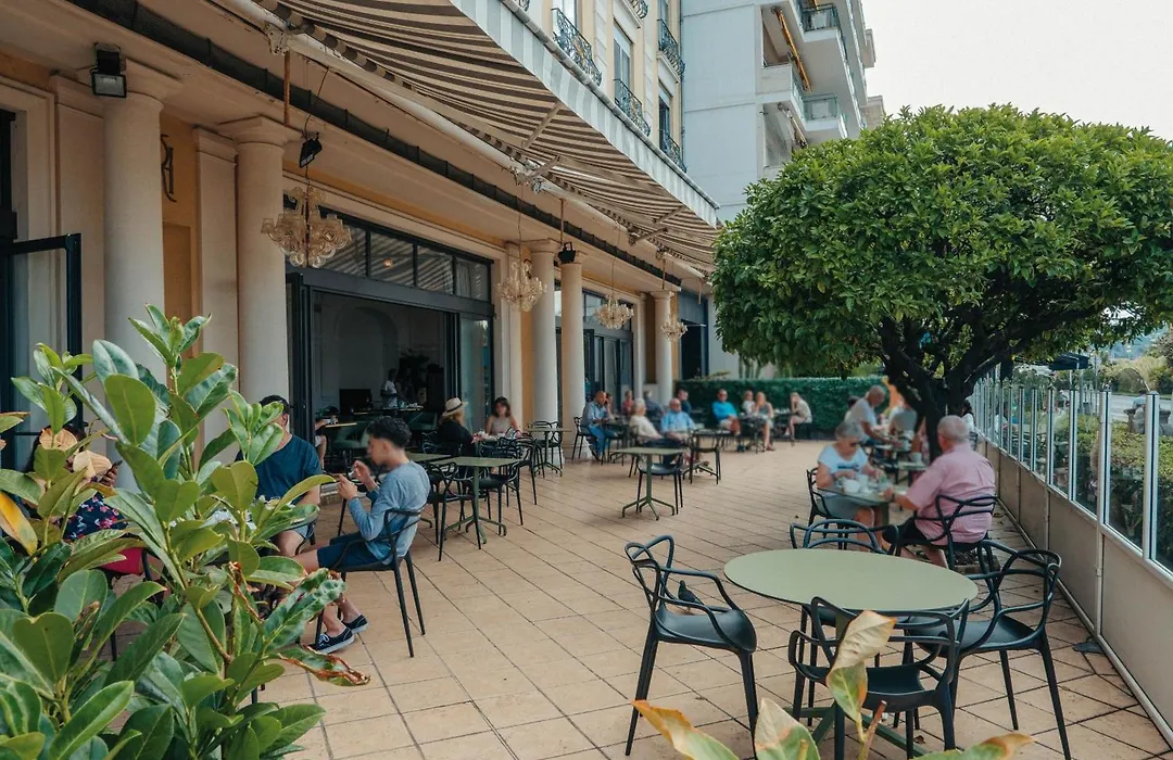 Hotel Le Royal Promenade Des Anglais-1