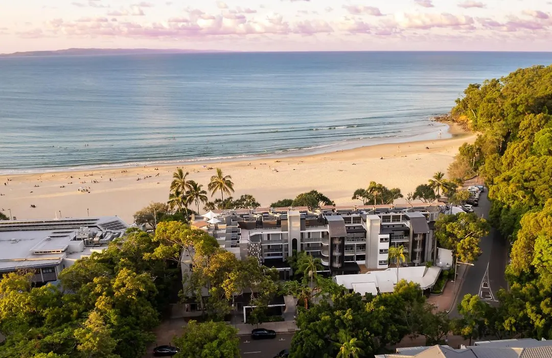 Netanya Noosa Beachfront Resort-1