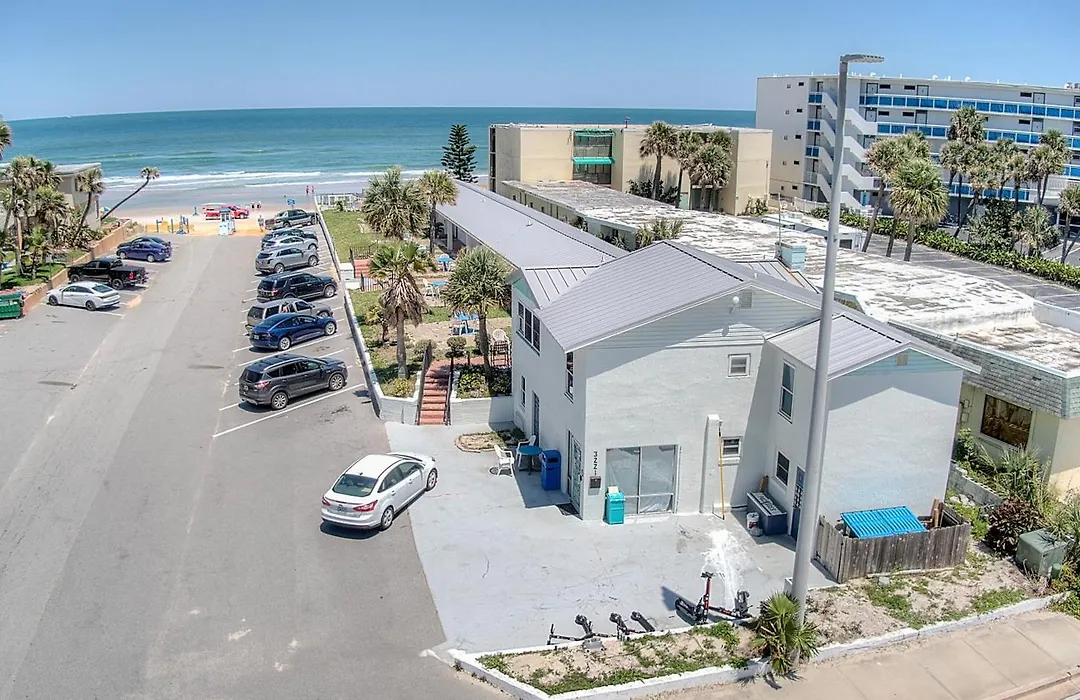 Daytona Shores Inn And Suites-1