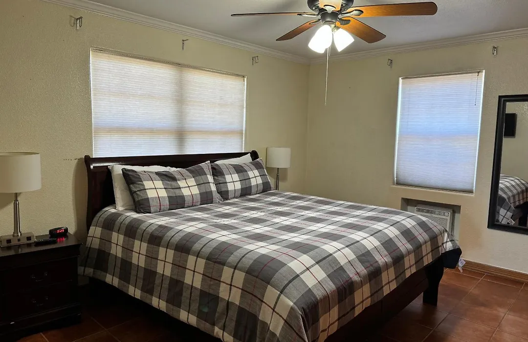 Southwind Inn-1