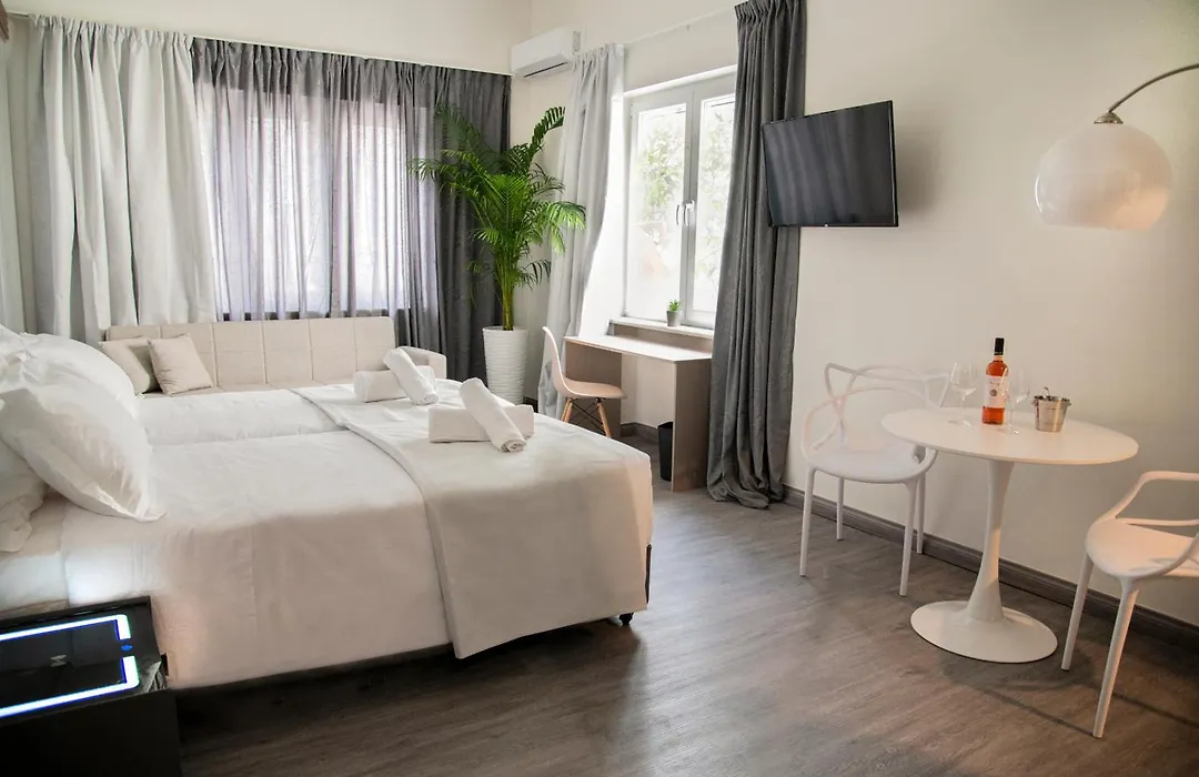 Celia Residence-1