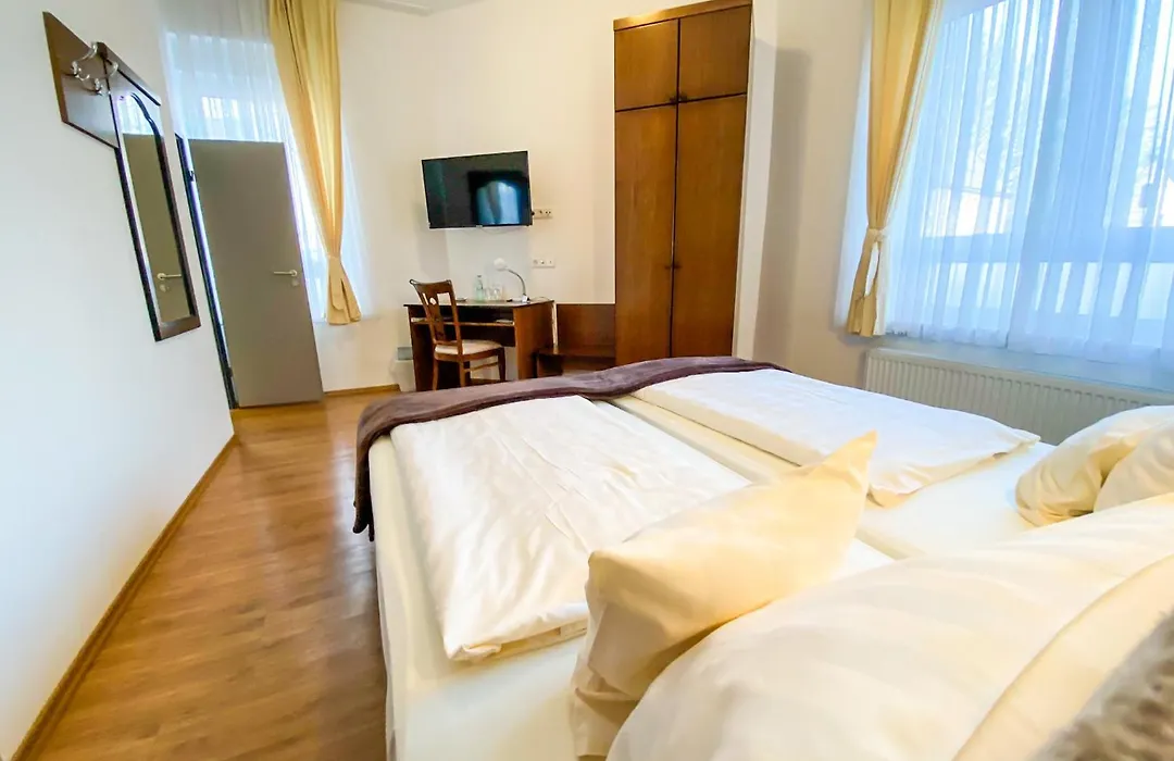 Hotel Waldschlößchen-1