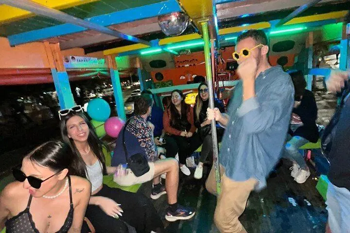Las Aguas Social Experience-1