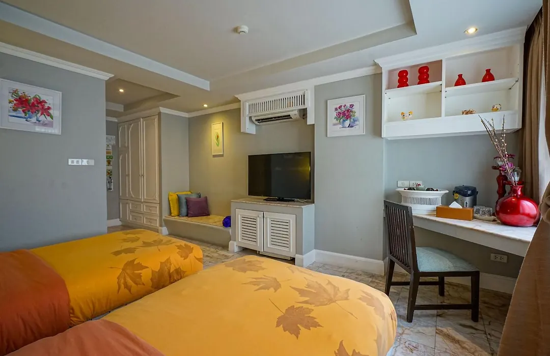 At Pingnakorn Nimman Hotel-1