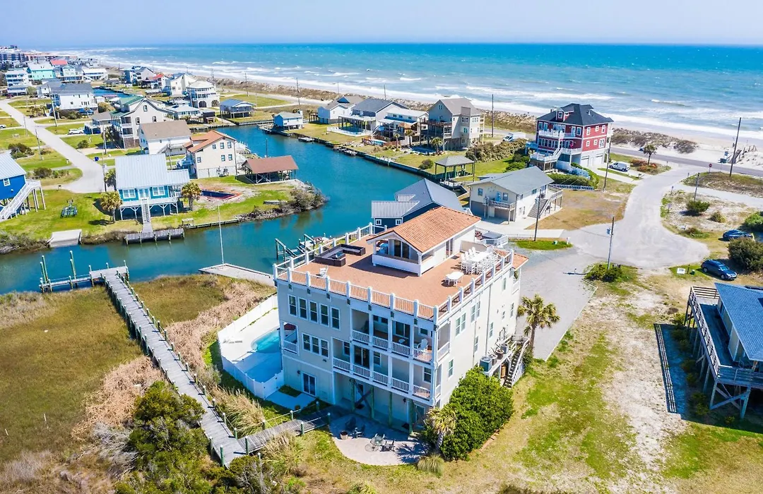 Bay Manor-1