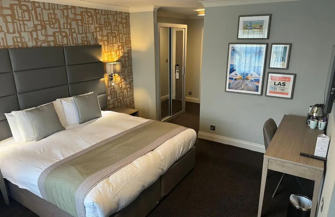 The Essex Golf & Country Club Hotel-1