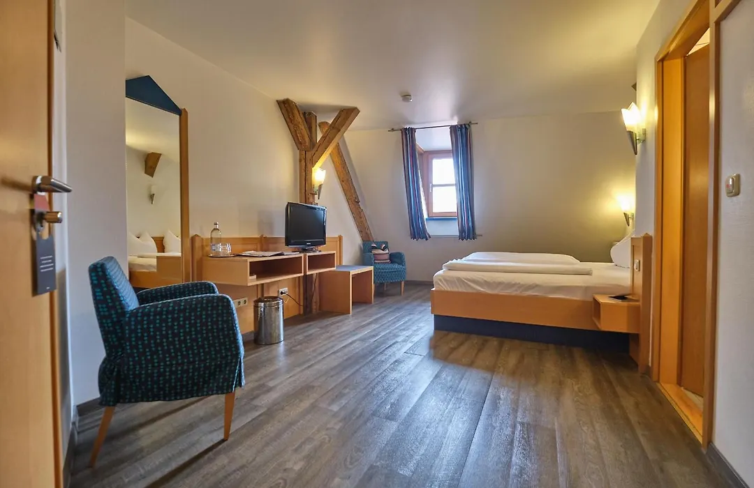 Hotel Roter Hahn-1