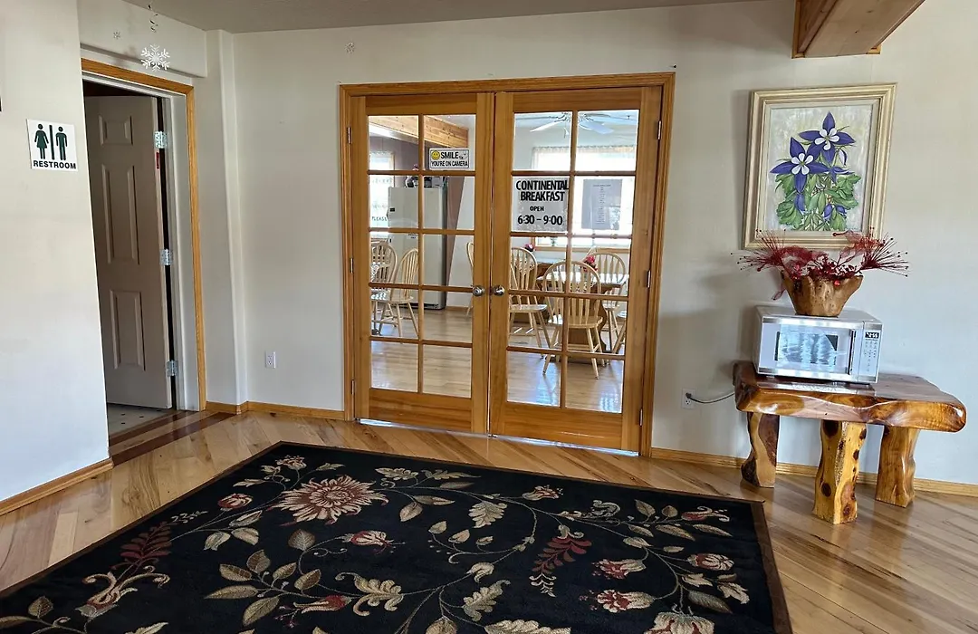 Columbine Inn And Suites-1