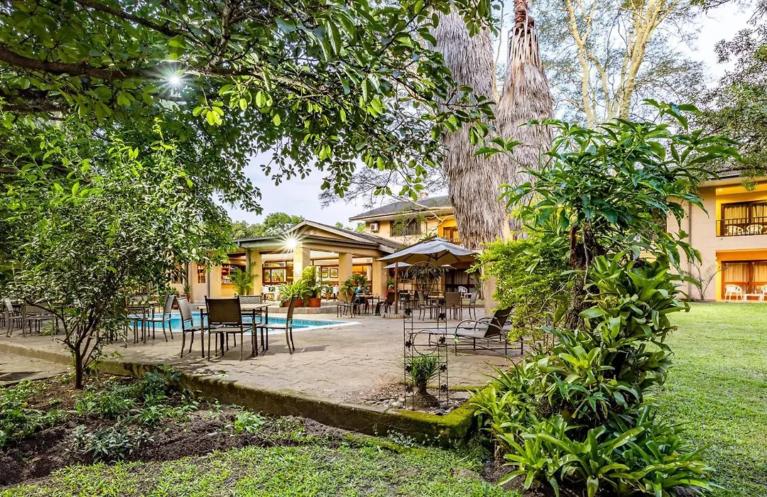 Hotel Numbi & Garden Suites-1