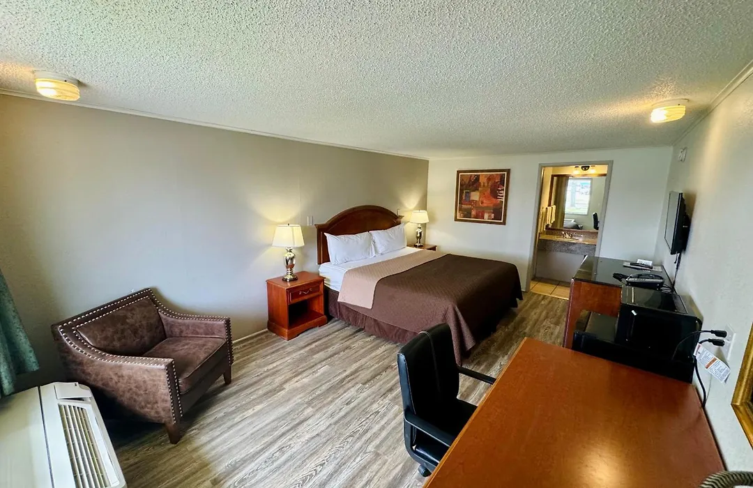 Knights Inn Bridgeport Frankenmuth-1