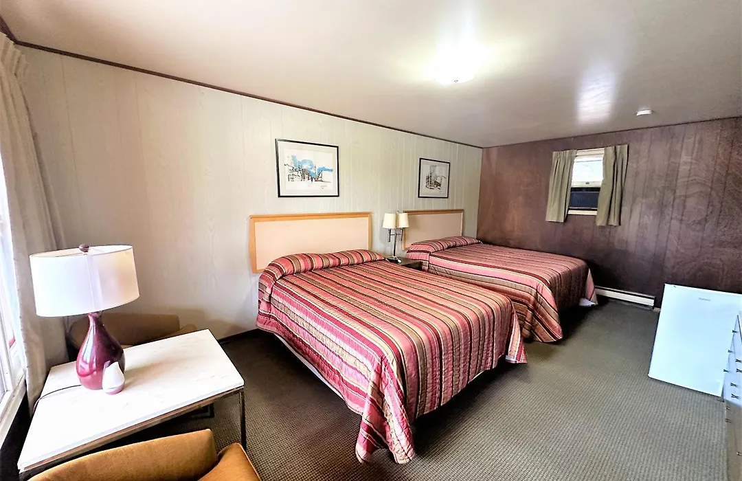 Red Top Motor Inn-1