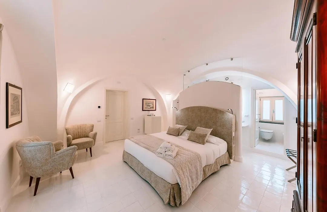 Antica Rheginna Luxury Room-1