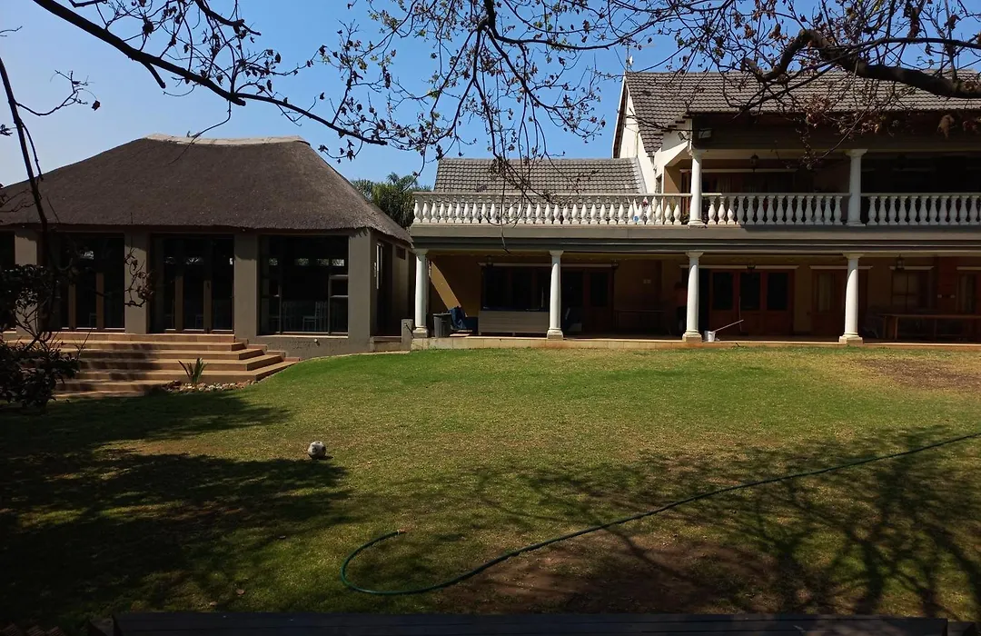 Or Tambo Guest House-1
