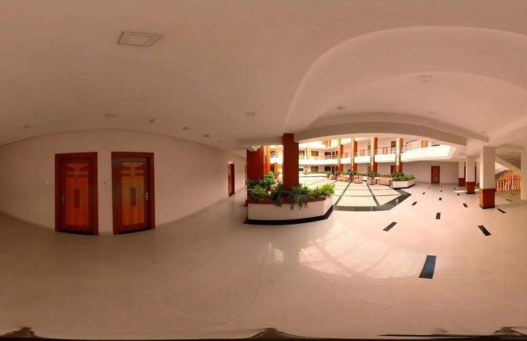 Hotel Royal Highness-1