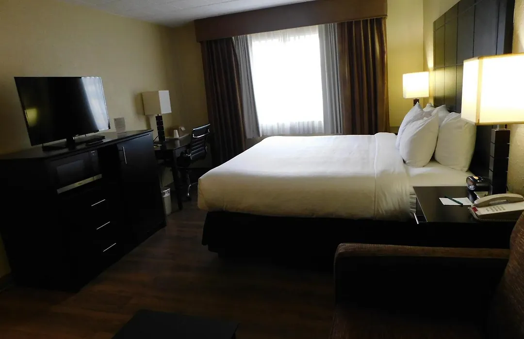 Quality Inn & Suites Morgantown - University Area-1
