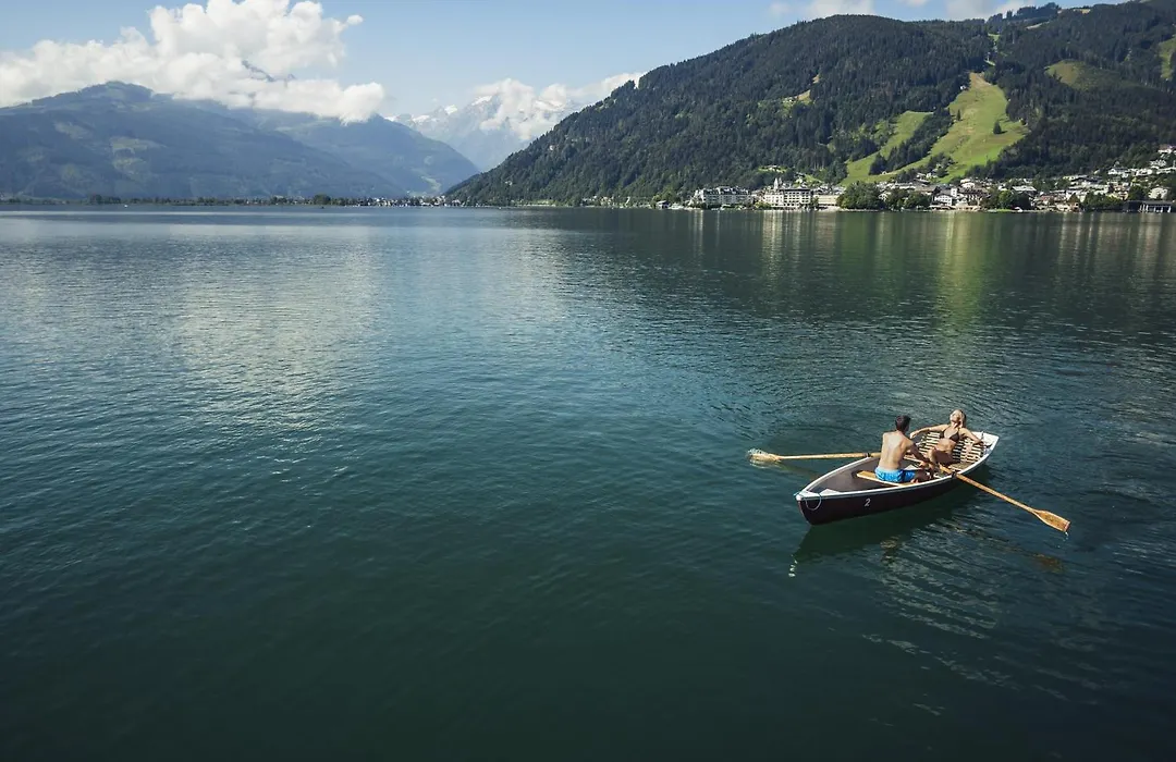 Alpenparks Hotel & Apartment Central Zell Am See-1