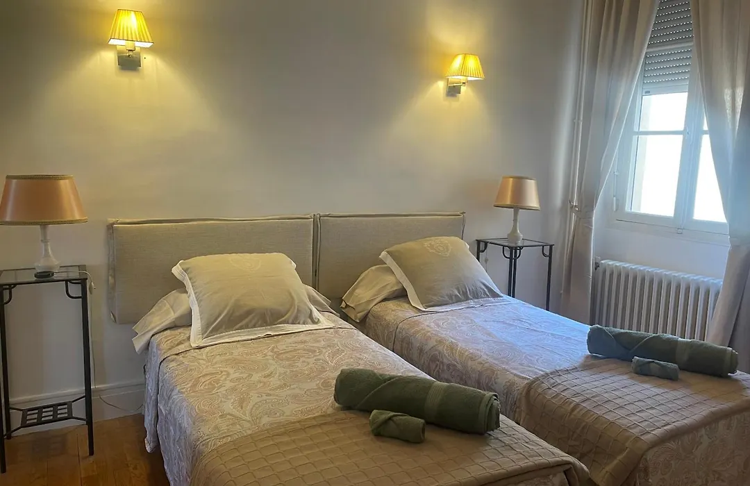 B&B rue Royale Versailles-1
