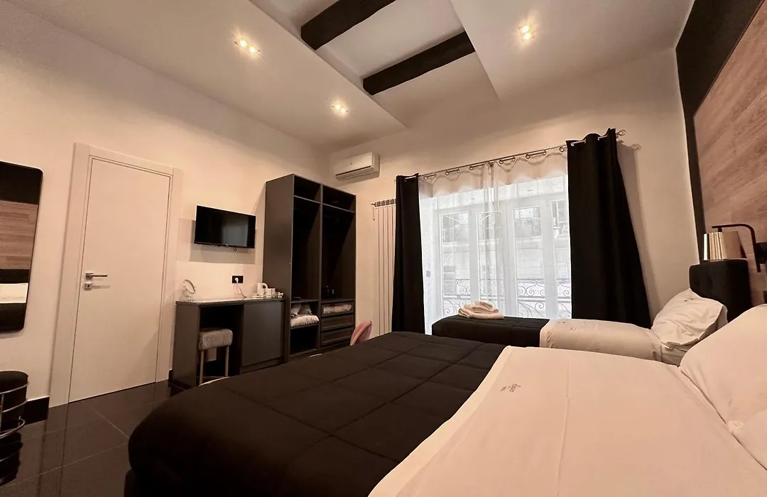 Elegance Rooms Spaccanapoli-1