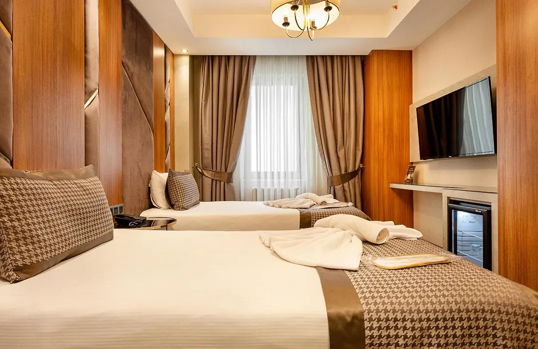 Santra Hotel-1