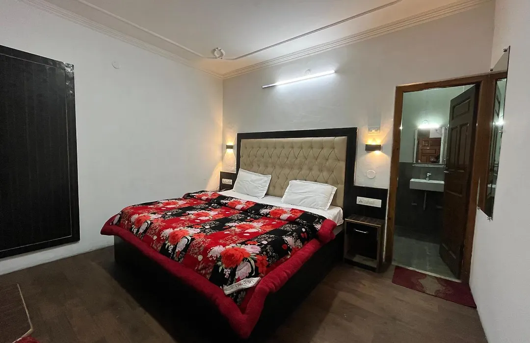 Hotel Premier Mall Road Manali-1