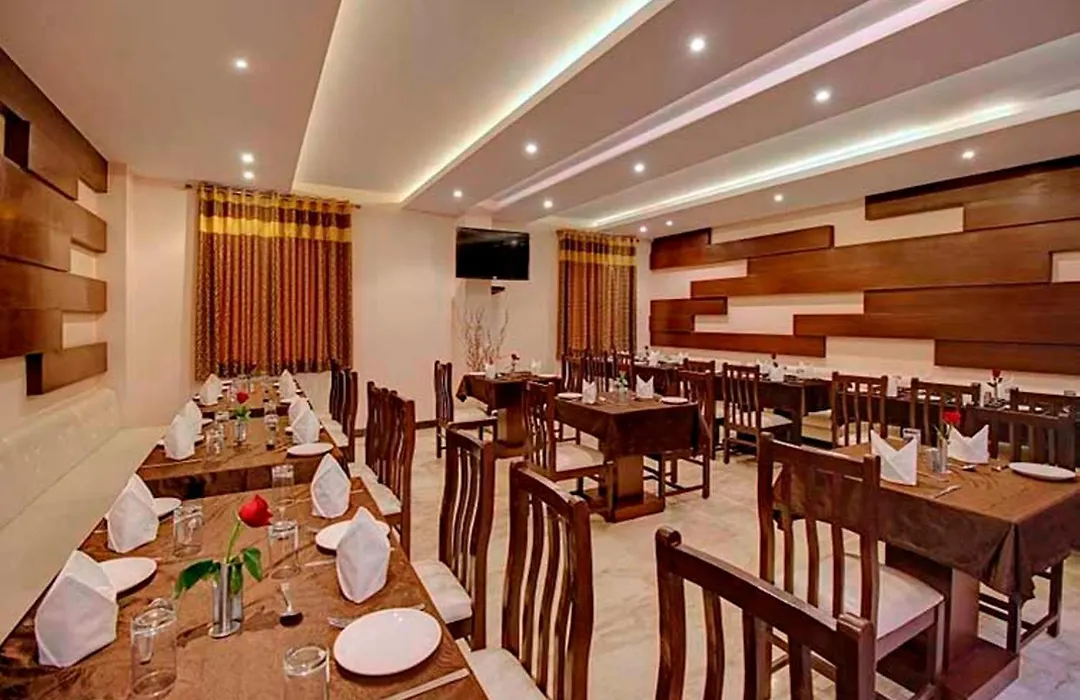 Hotel Rudra Vilas-1