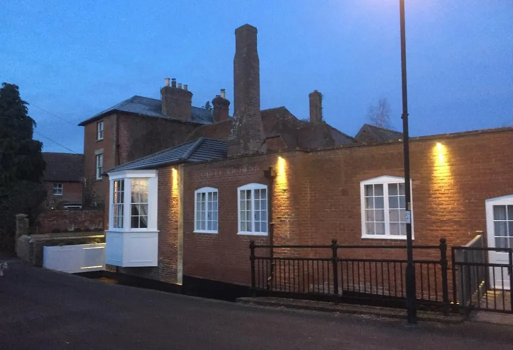 Three Crowns Guest House-1