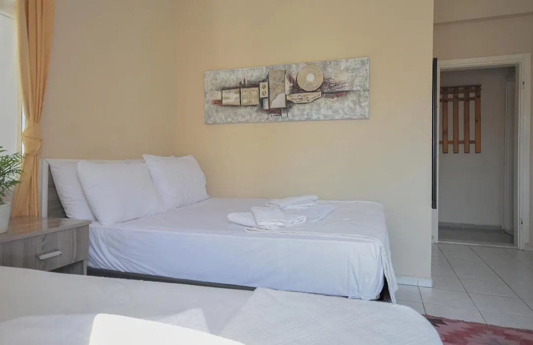 Huzur Royal Hotel-1