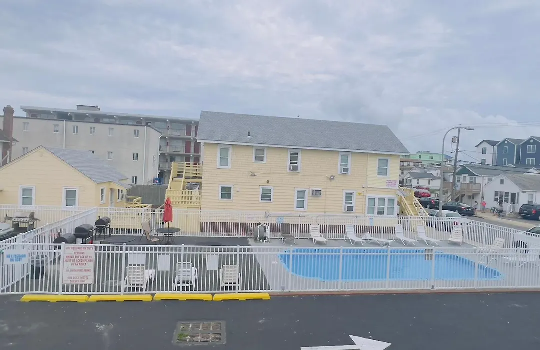 Dry Dock Motel-1