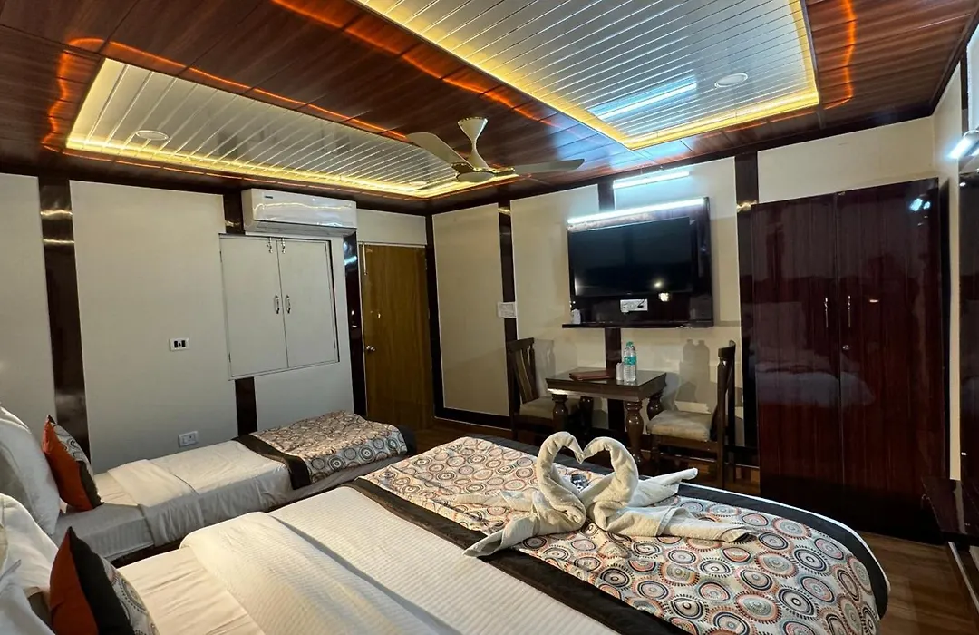 Golden Residency-1