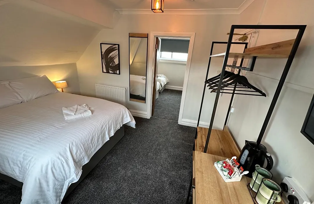 Waverley Hotel-1