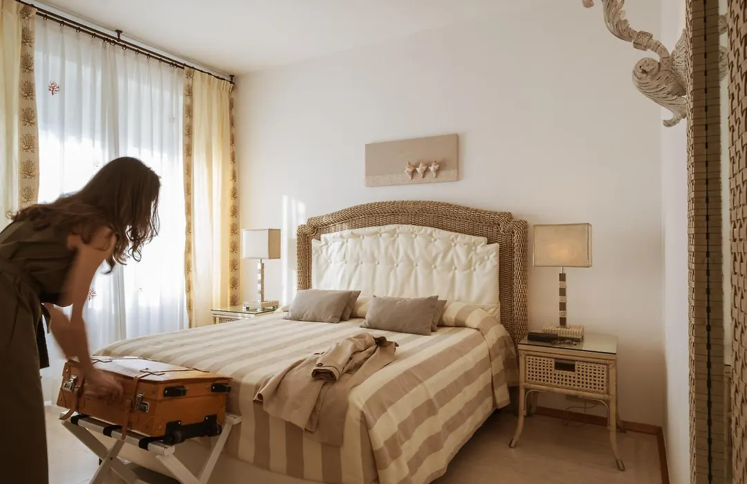 Relais Valle Dell'Idro - Rooftop & Sea View, Otranto-1