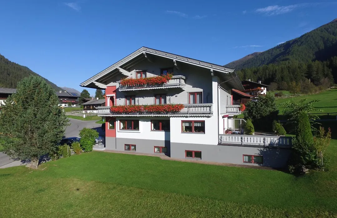 Hotel Garni Burger-1