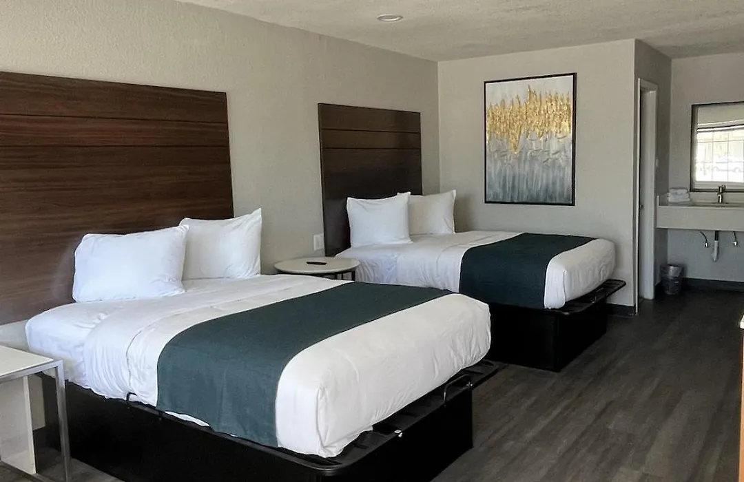 Inn Of Uvalde-1