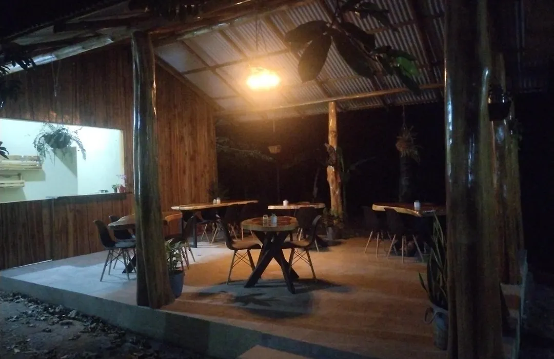 El Gecko Hotel & Tours-1