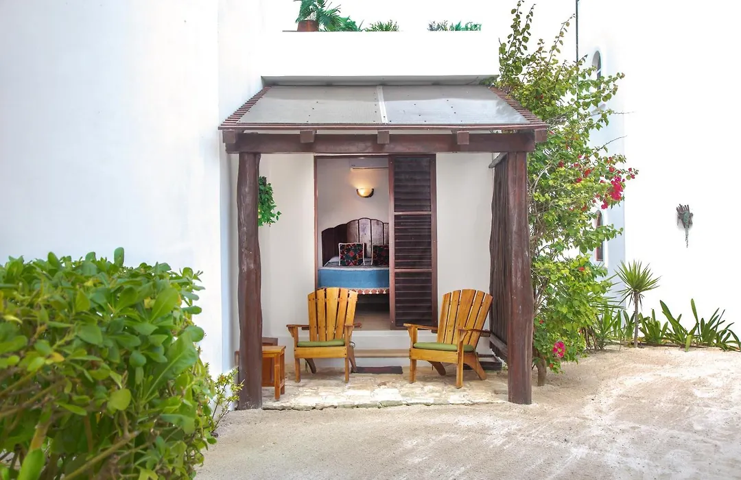 Casa Colibrí Tankah-1