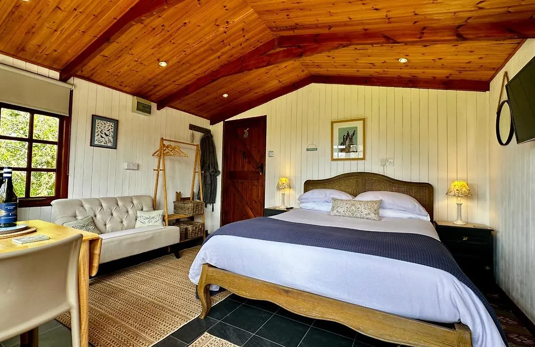The Cider Shed Bed And Breakfast-1