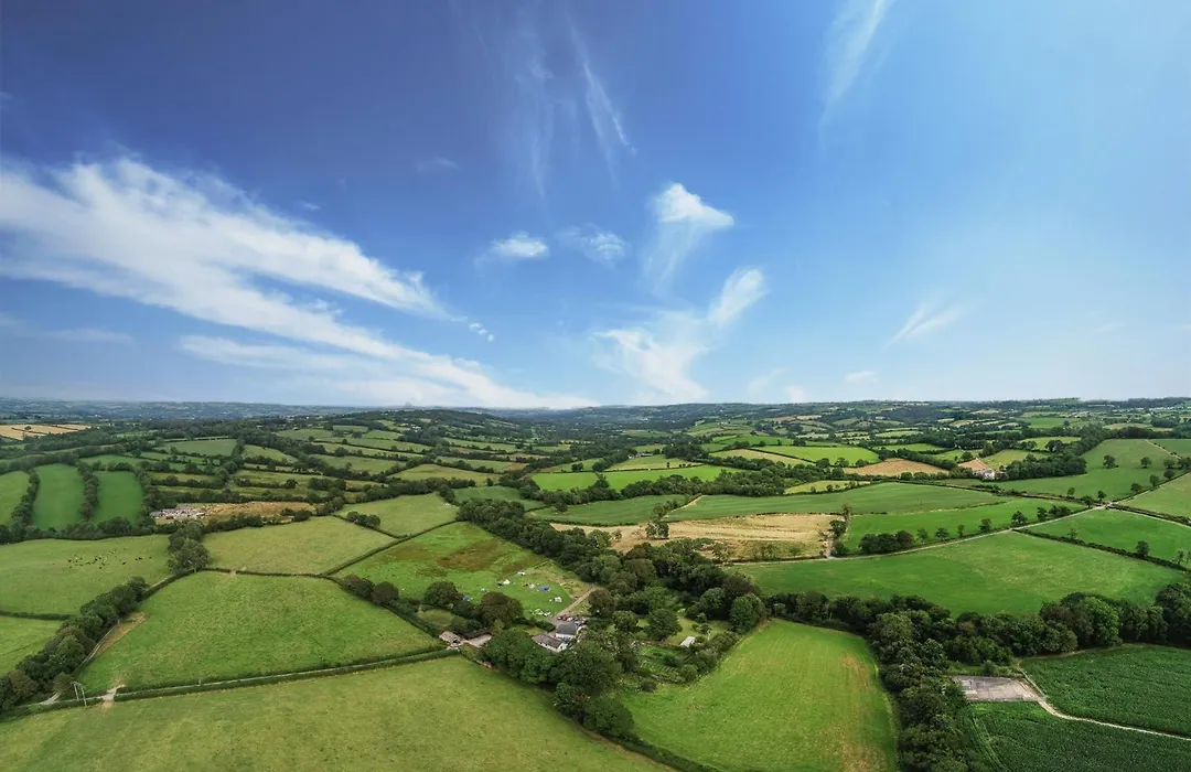 Hideaway Escapes: Farmhouse B&B with Animal Encounters in Pembrokeshire-1