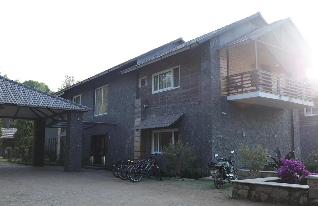 Queens Hotel -Yellow Lake Resorts &Spa -Yercaud-1