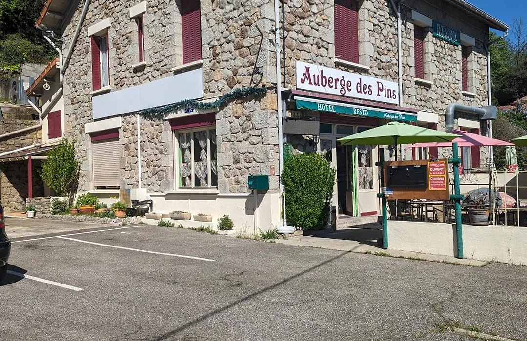 Auberge Des Pins-1