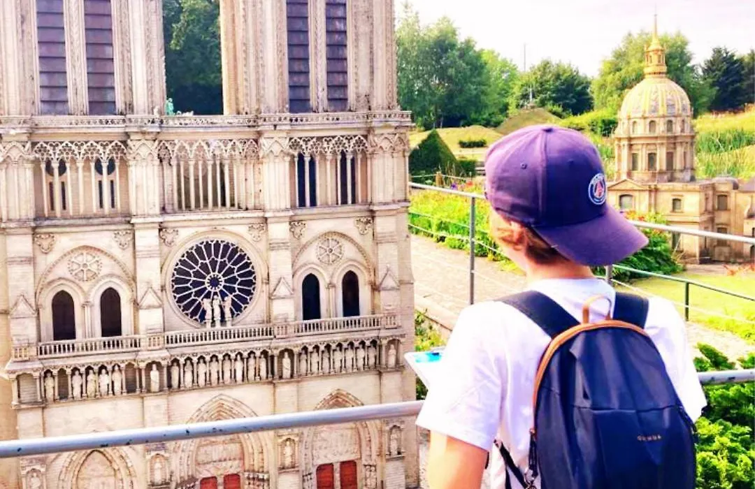 LA CAMPAGNE à PARIS-1