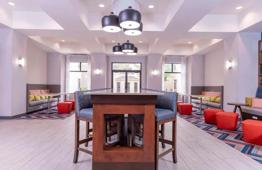 Hampton Inn & Suites St. Louis-Chesterfield-1